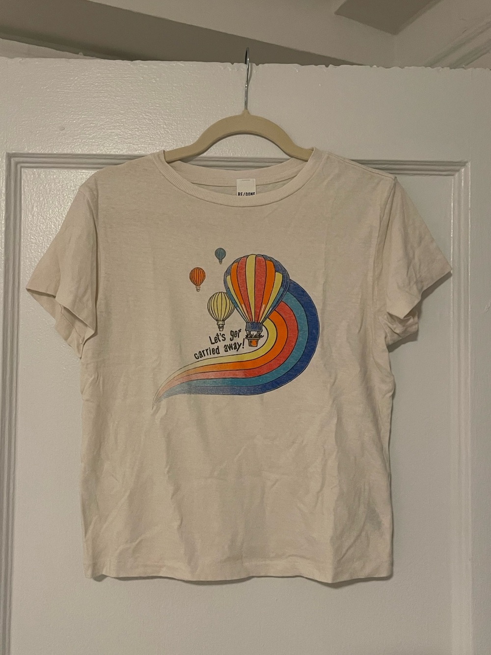Re/Done Cream Hot Air Balloon Graphic Tee